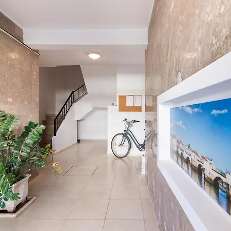 Pool Apartment